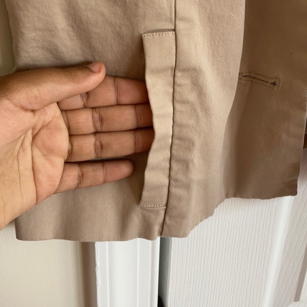 Vest - Picture 3 of 4